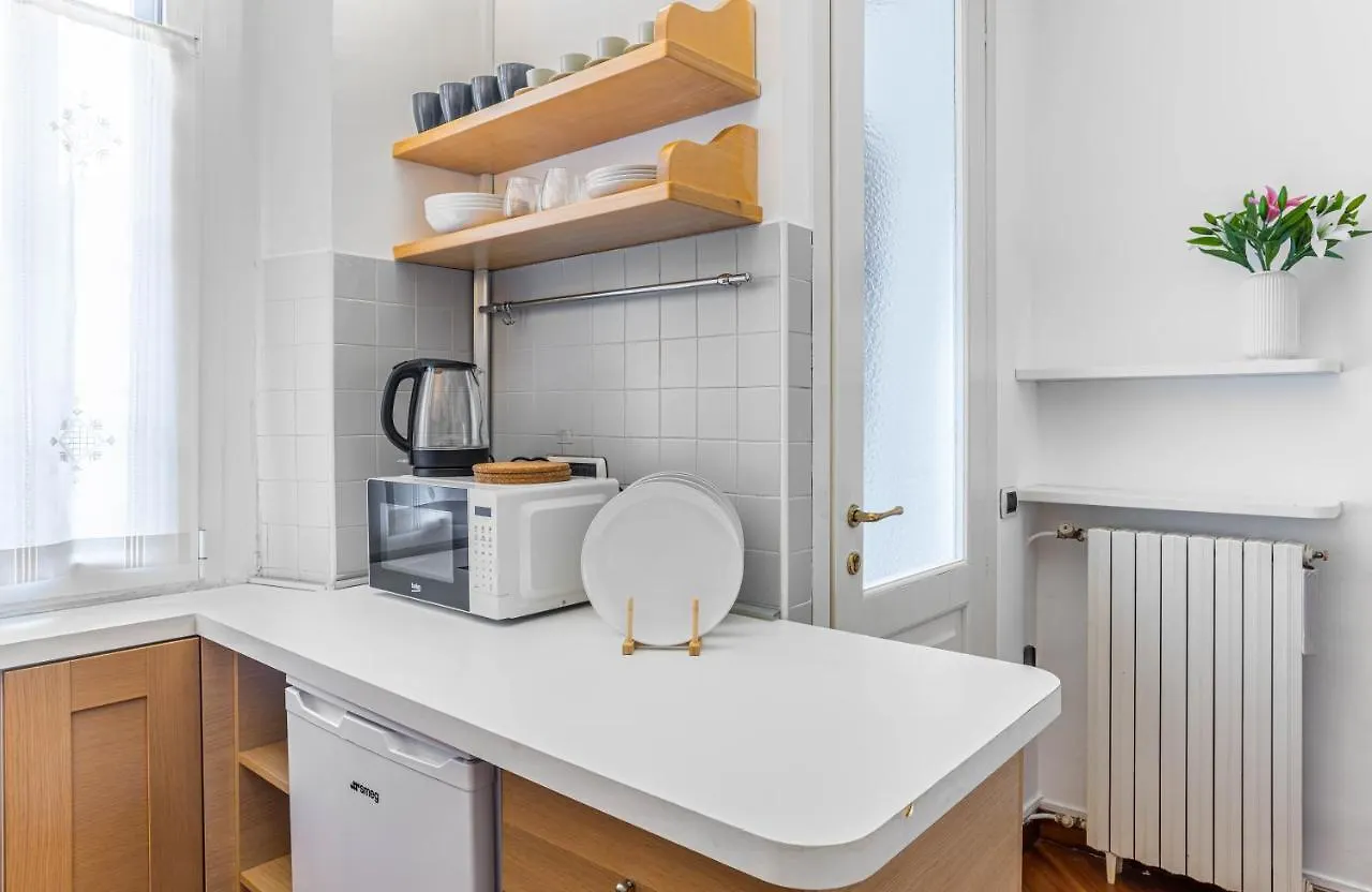 Appartamento Joivy Charming Flat Near Duomo Di Milano 0*,